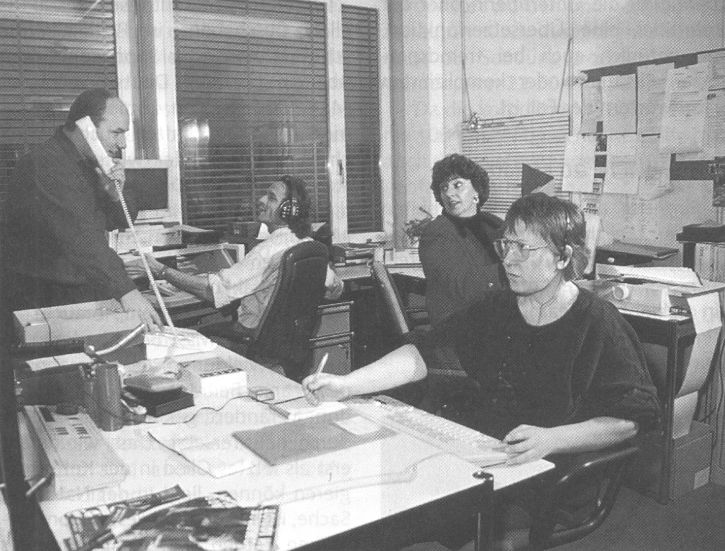 Bild der SRG/SwissTXT-Redaktion, welche TV-Sendungen untertitelt.